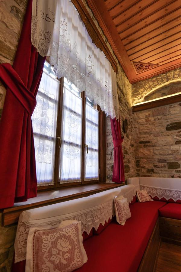 Hotel Bineri Гірокастра Екстер'єр фото
