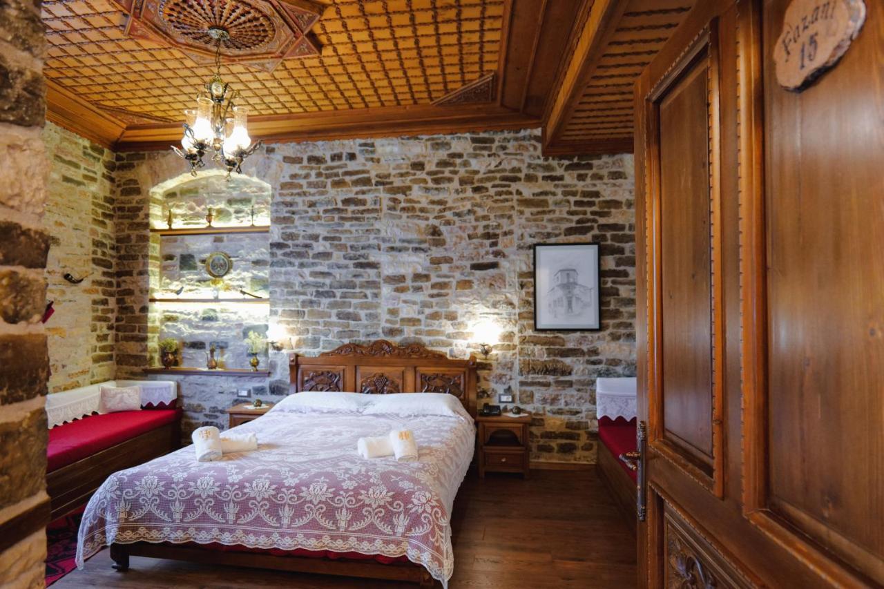 Hotel Bineri Гірокастра Екстер'єр фото