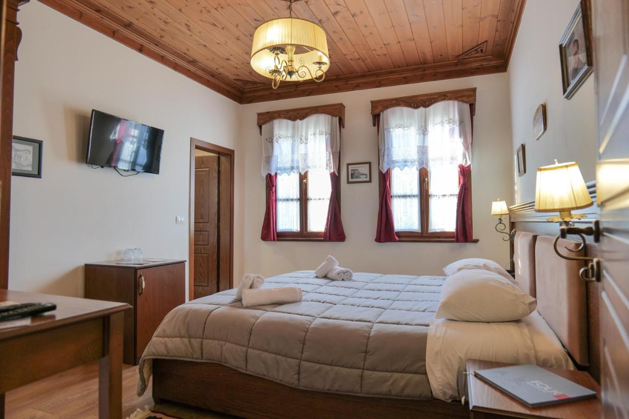 Hotel Bineri Гірокастра Екстер'єр фото