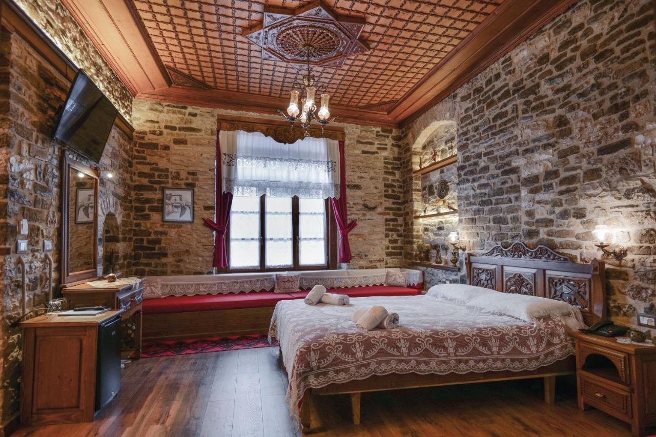Hotel Bineri Гірокастра Екстер'єр фото